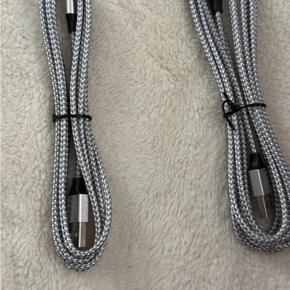Apple USB Cable Bundle - Black and Gray